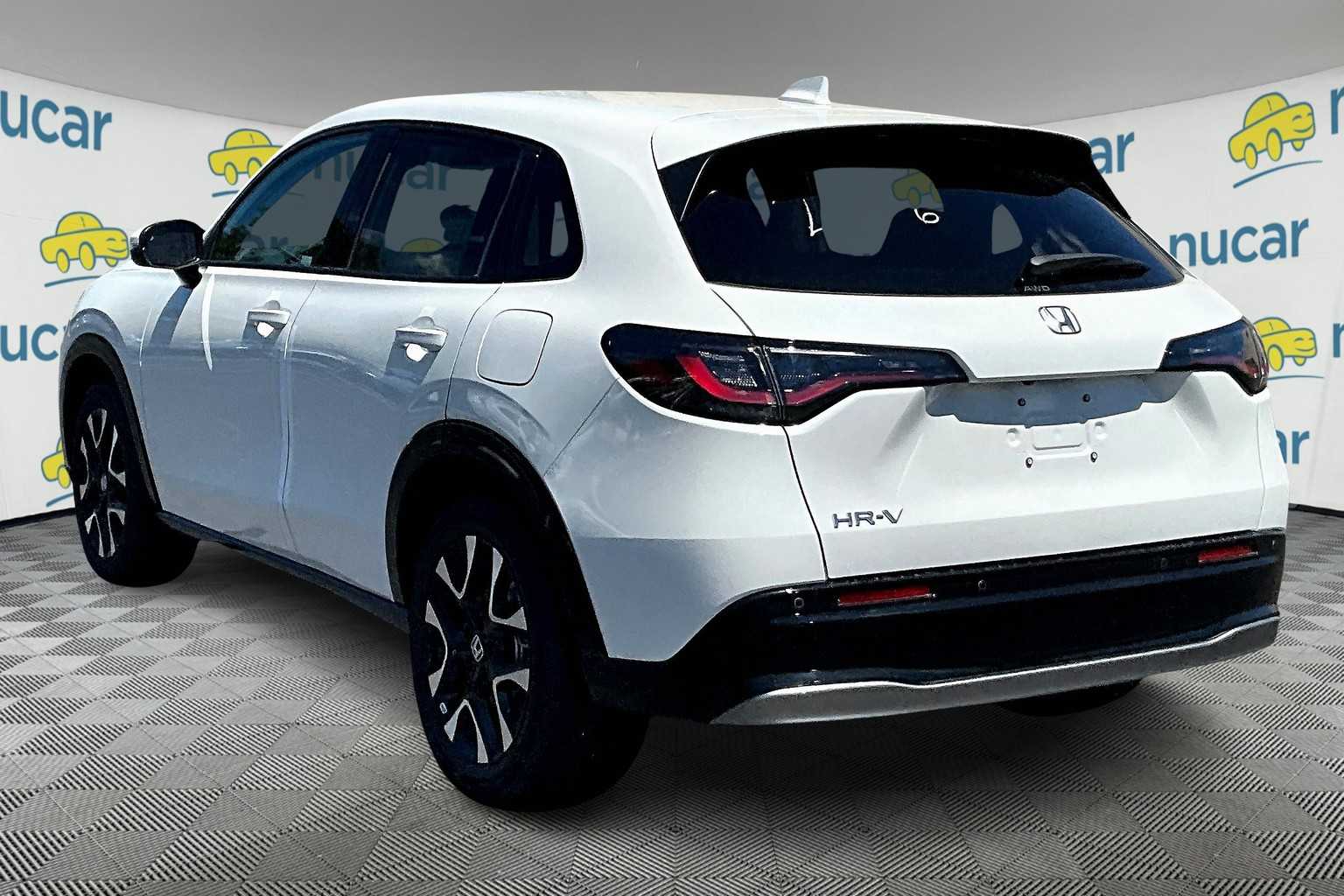 2026 Honda HR-V EX-L - Photo 5