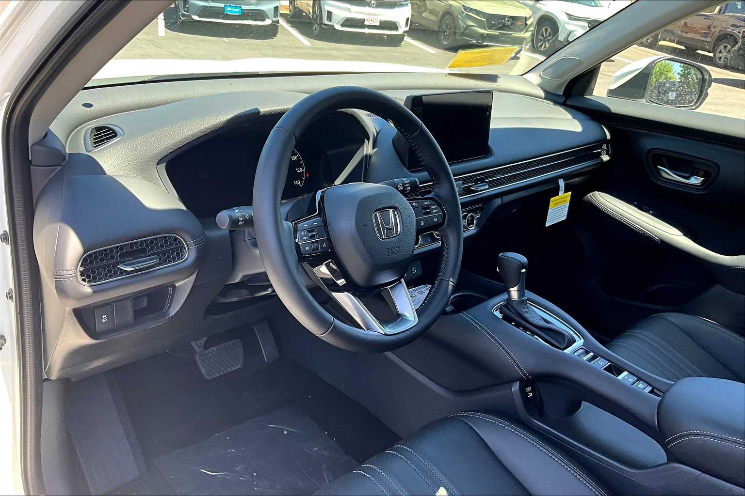2026 Honda HR-V EX-L - Photo 9