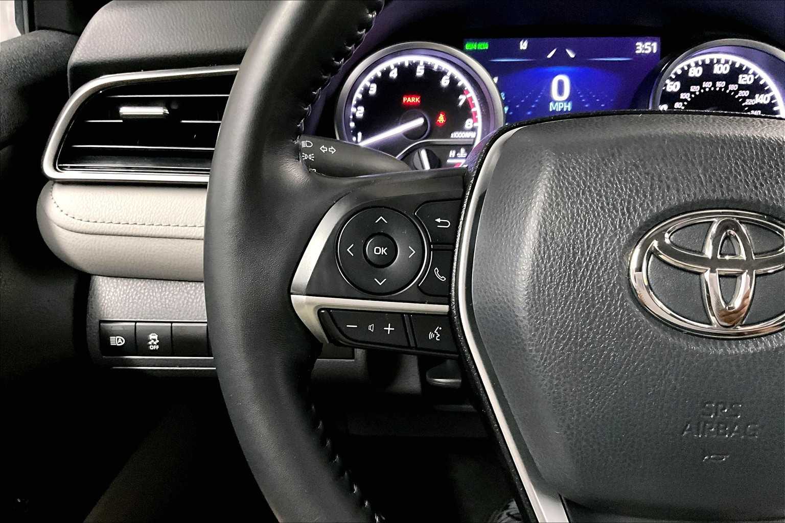 2022 Toyota Camry LE - Photo 22