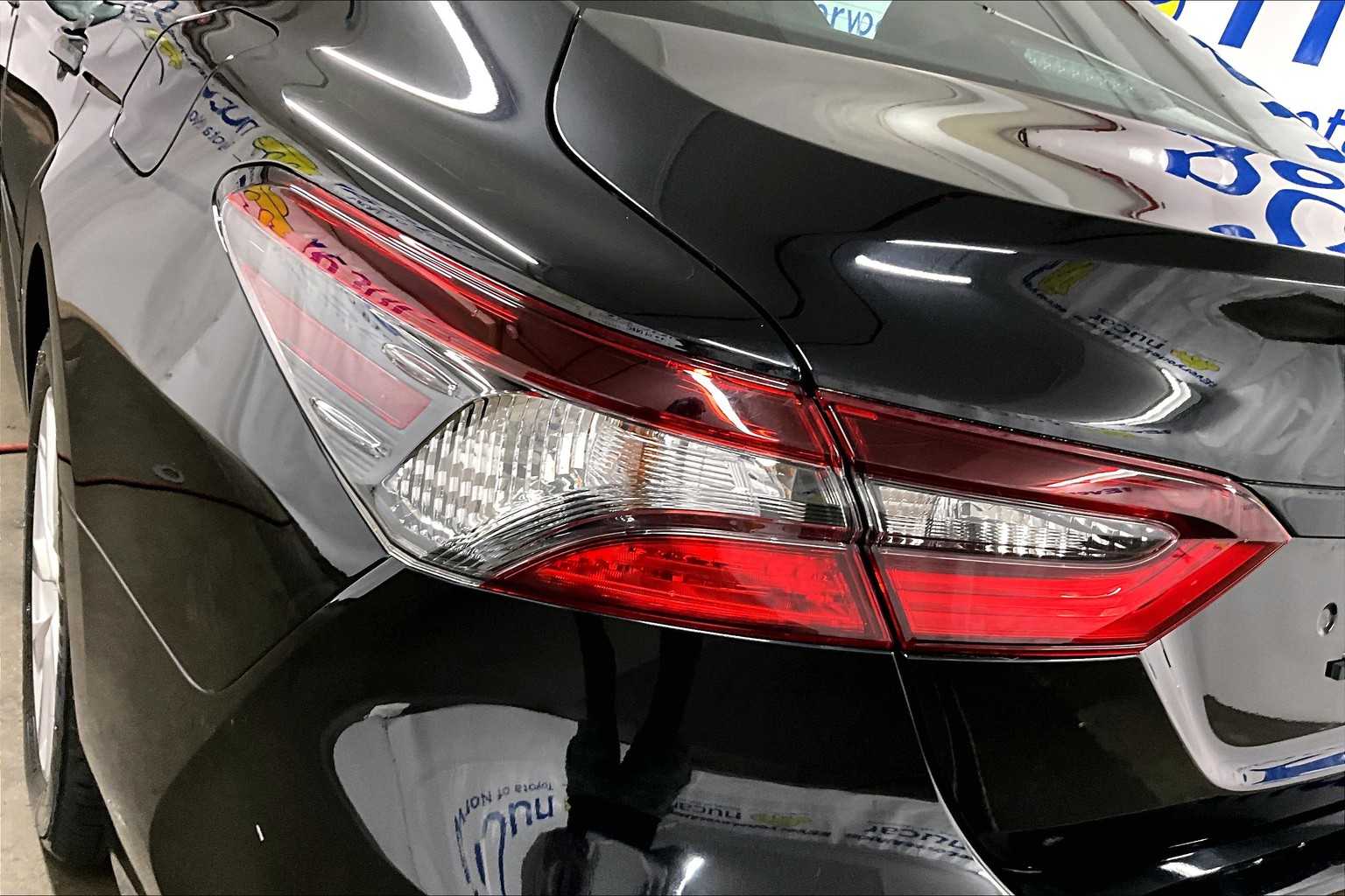 2022 Toyota Camry LE - Photo 32