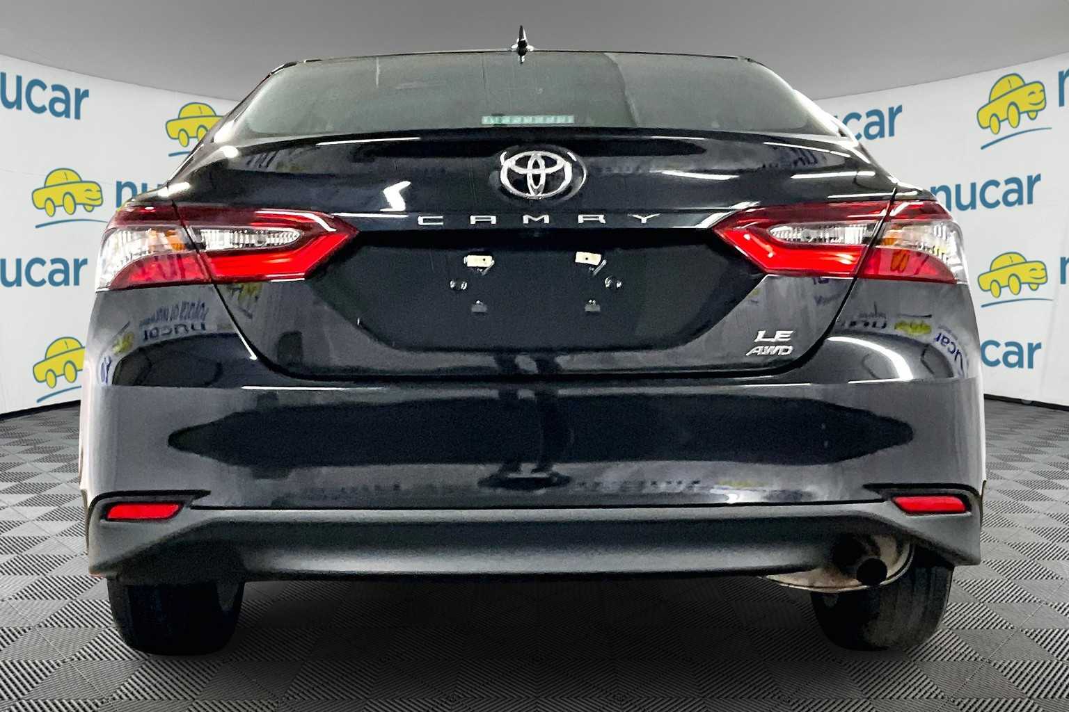 2022 Toyota Camry LE - Photo 5