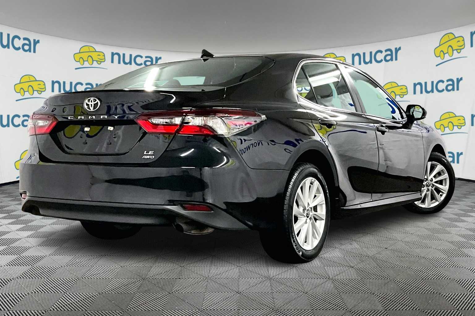 2022 Toyota Camry LE - Photo 6