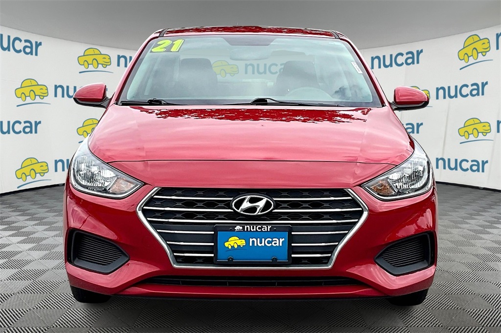 2021 Hyundai Accent SE - Photo 2