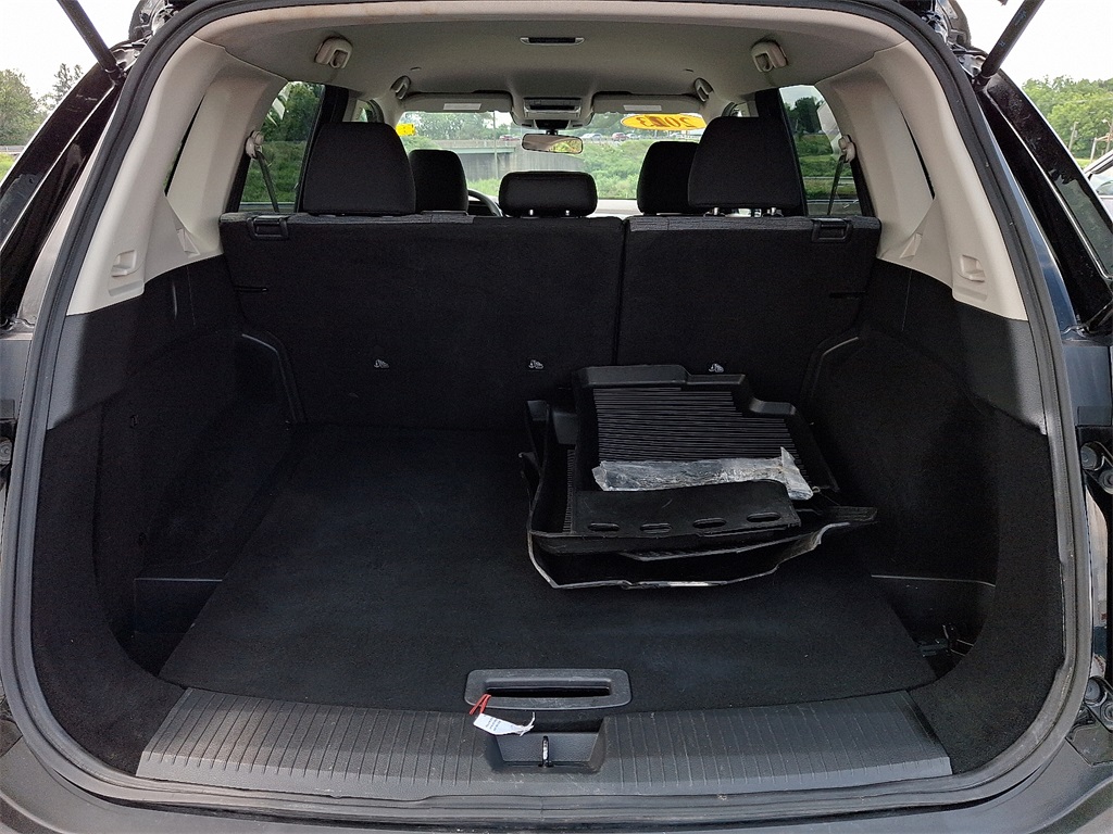 2023 Nissan Rogue SV - Photo 28