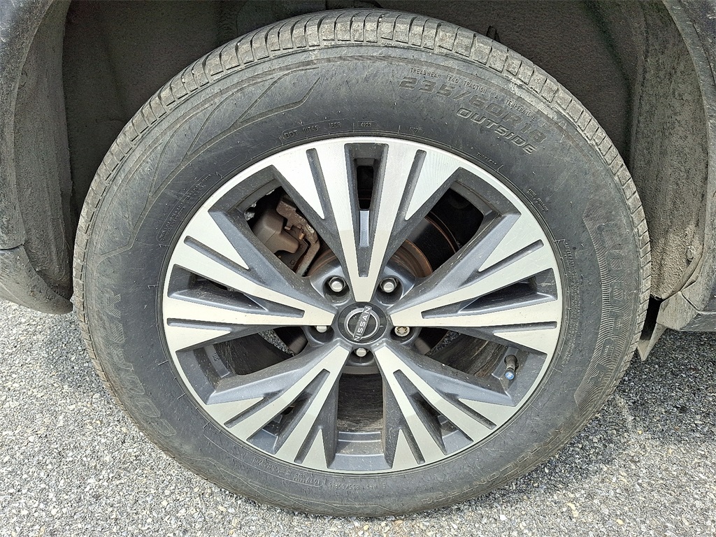 2023 Nissan Rogue SV - Photo 7
