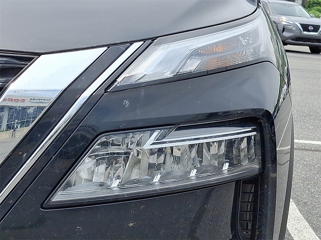 2023 Nissan Rogue SV - Photo 8