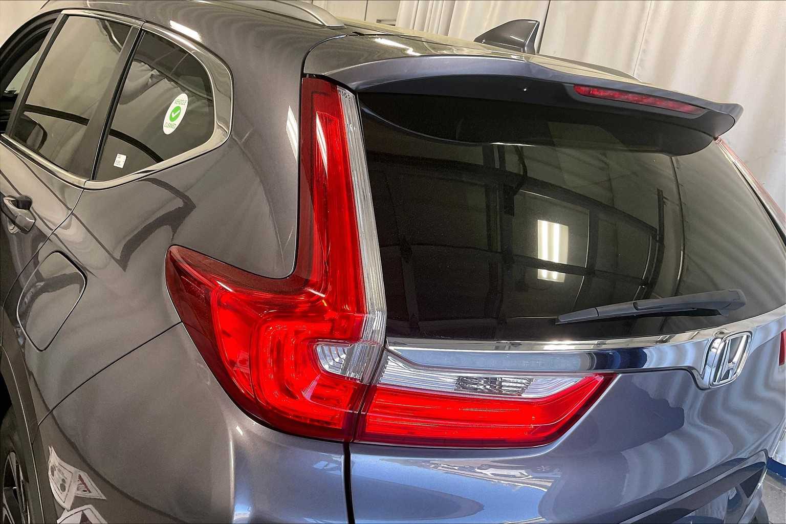 2017 Honda CR-V Touring - Photo 34