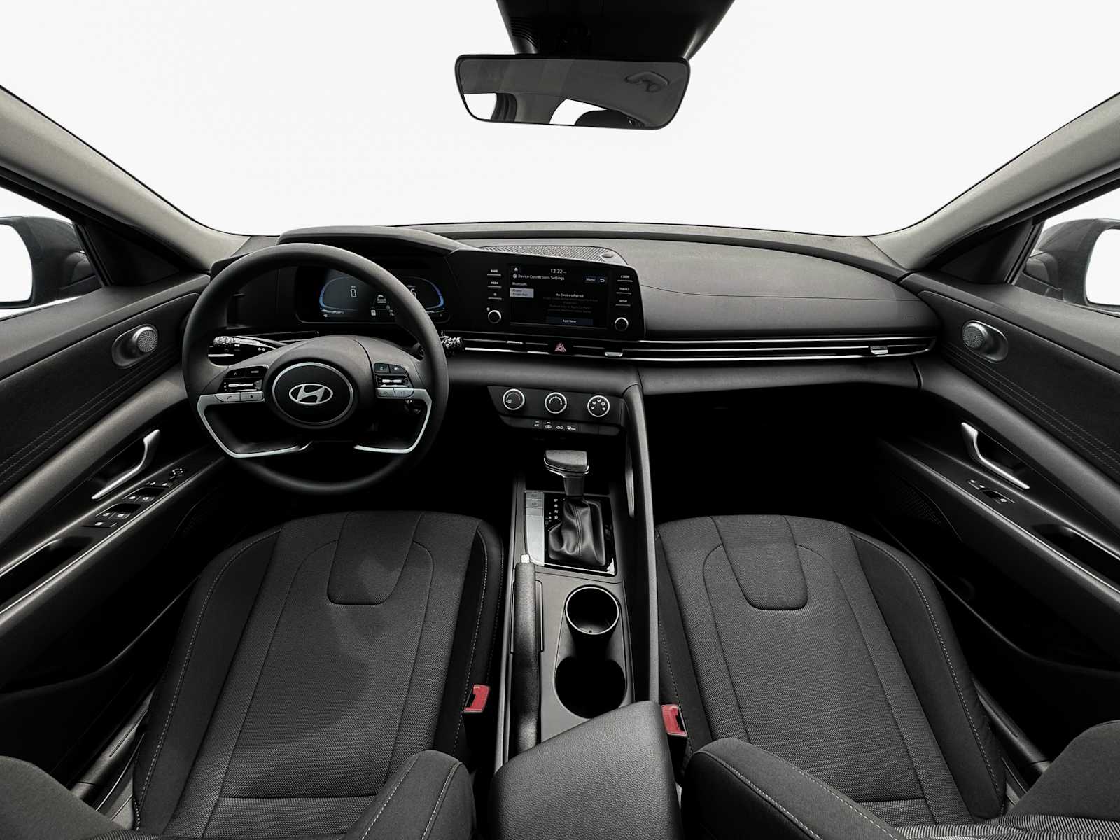 2025 Hyundai Elantra SE - Photo 13