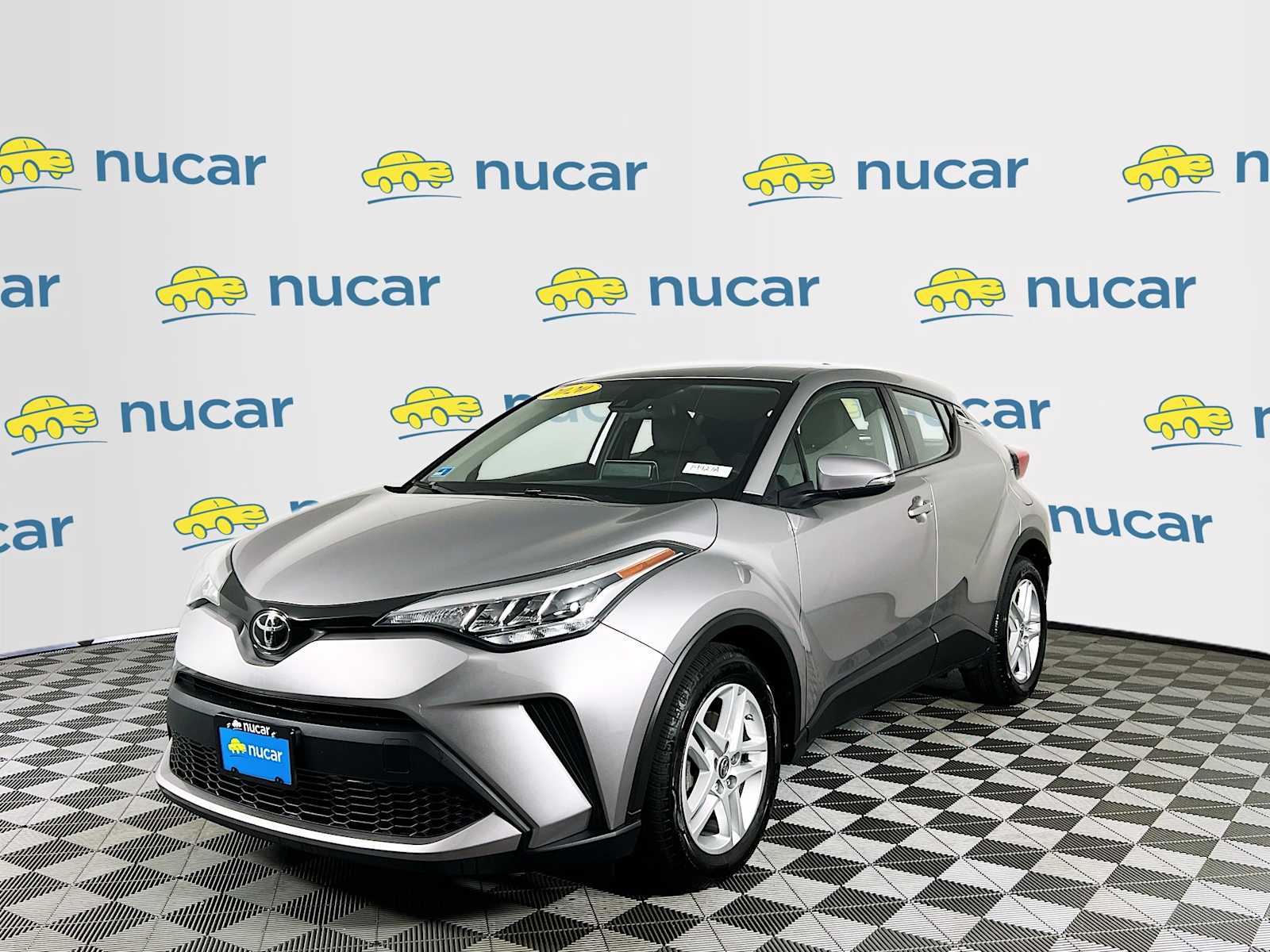 2020 Toyota C-HR LE - Photo 3