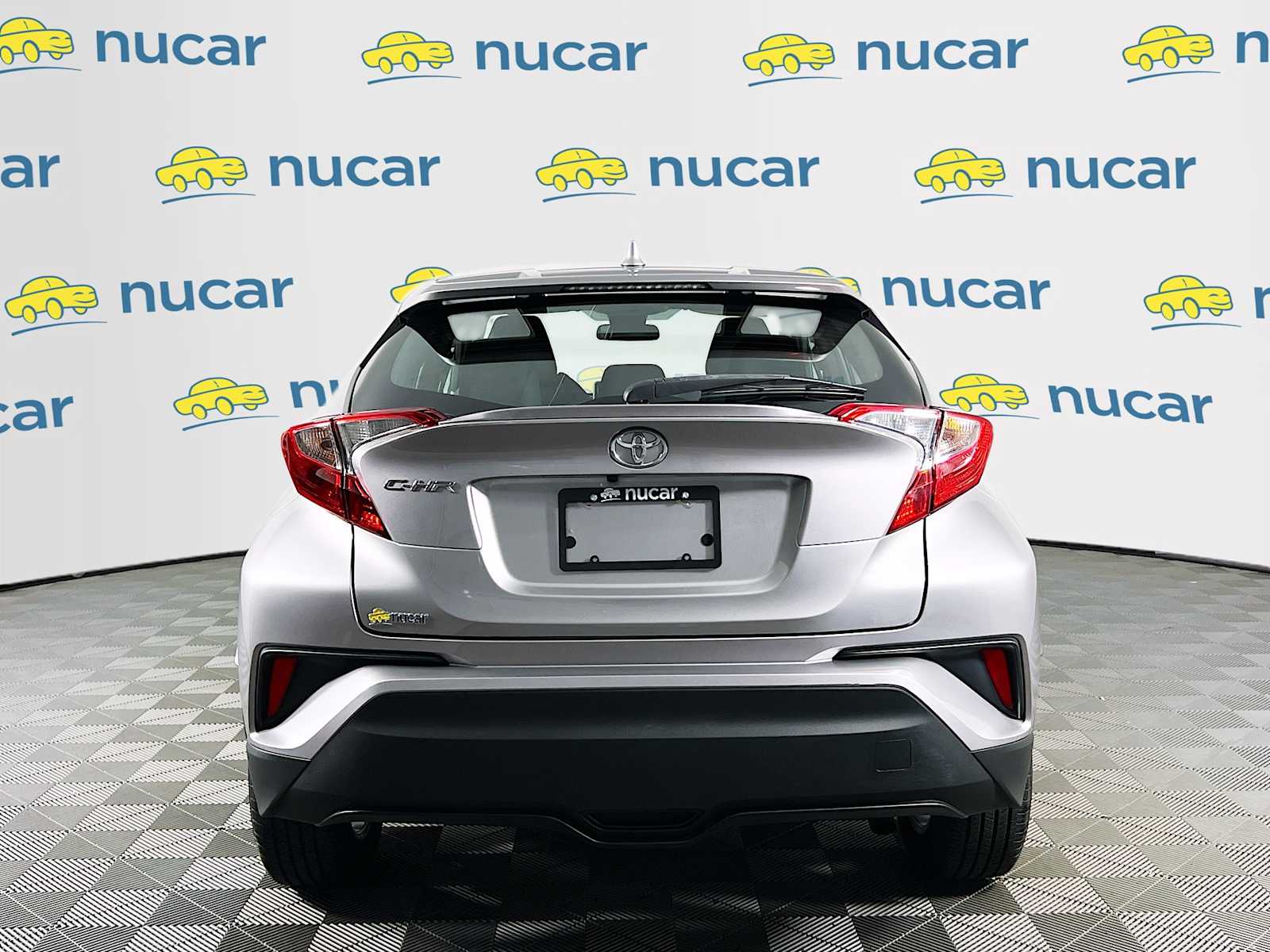 2020 Toyota C-HR LE - Photo 6