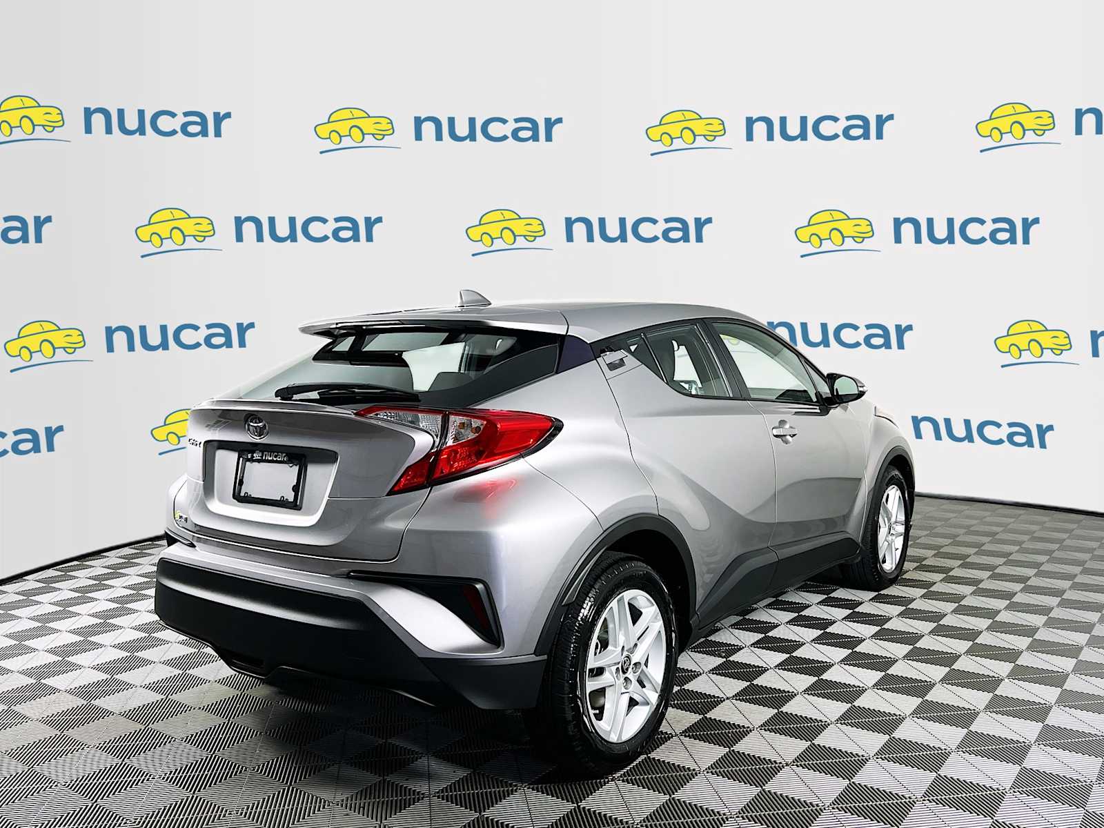 2020 Toyota C-HR LE - Photo 7