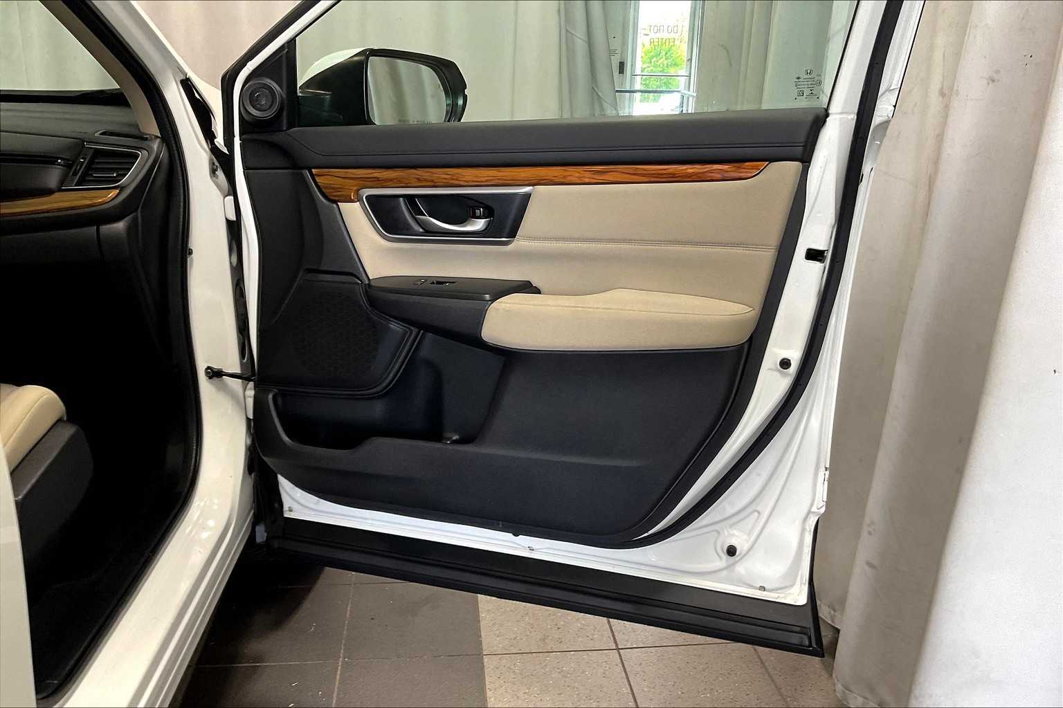 2018 Honda CR-V EX - Photo 12