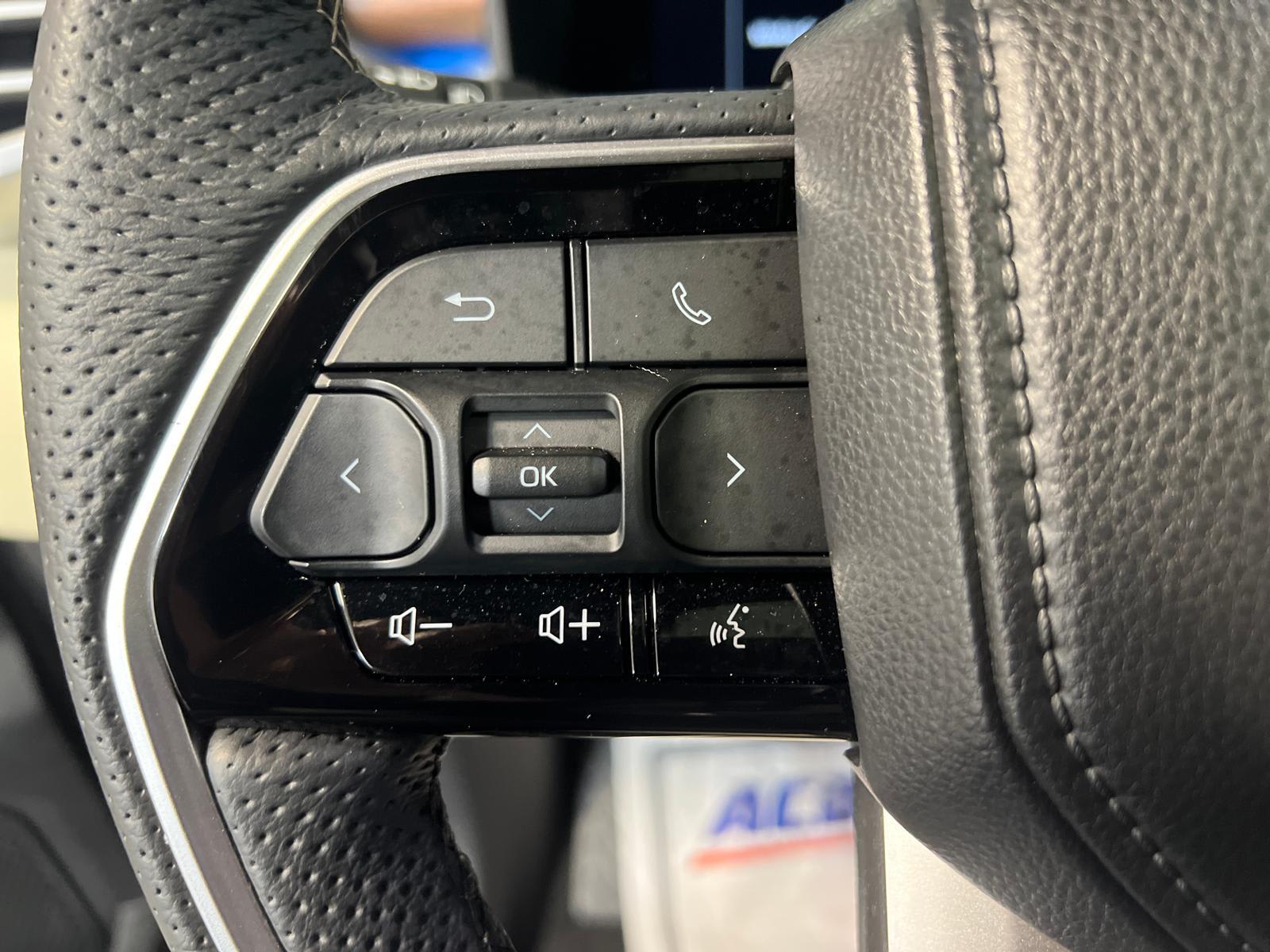 2022 Toyota Tundra 1794 Edition Hybrid - Photo 23