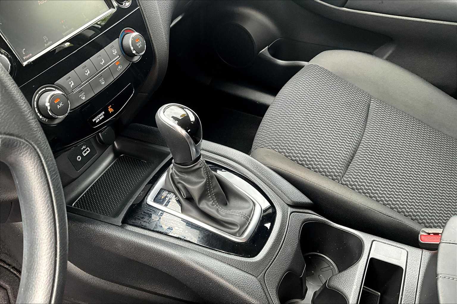 2022 Nissan Rogue Sport S - Photo 20