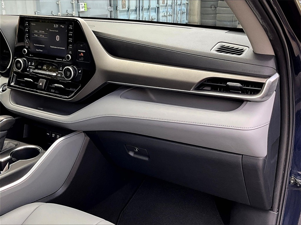 2020 Toyota Highlander XLE - Photo 13