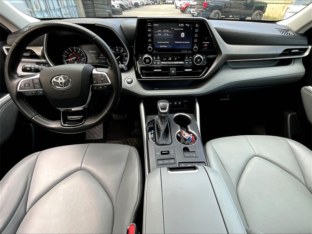 2020 Toyota Highlander XLE - Photo 22