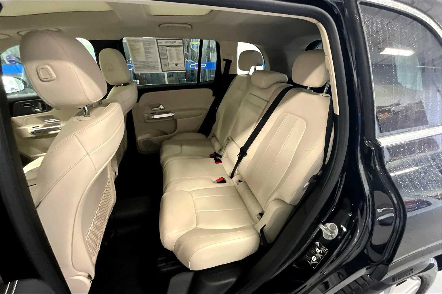 2021 Mercedes-Benz GLB GLB 250 - Photo 15