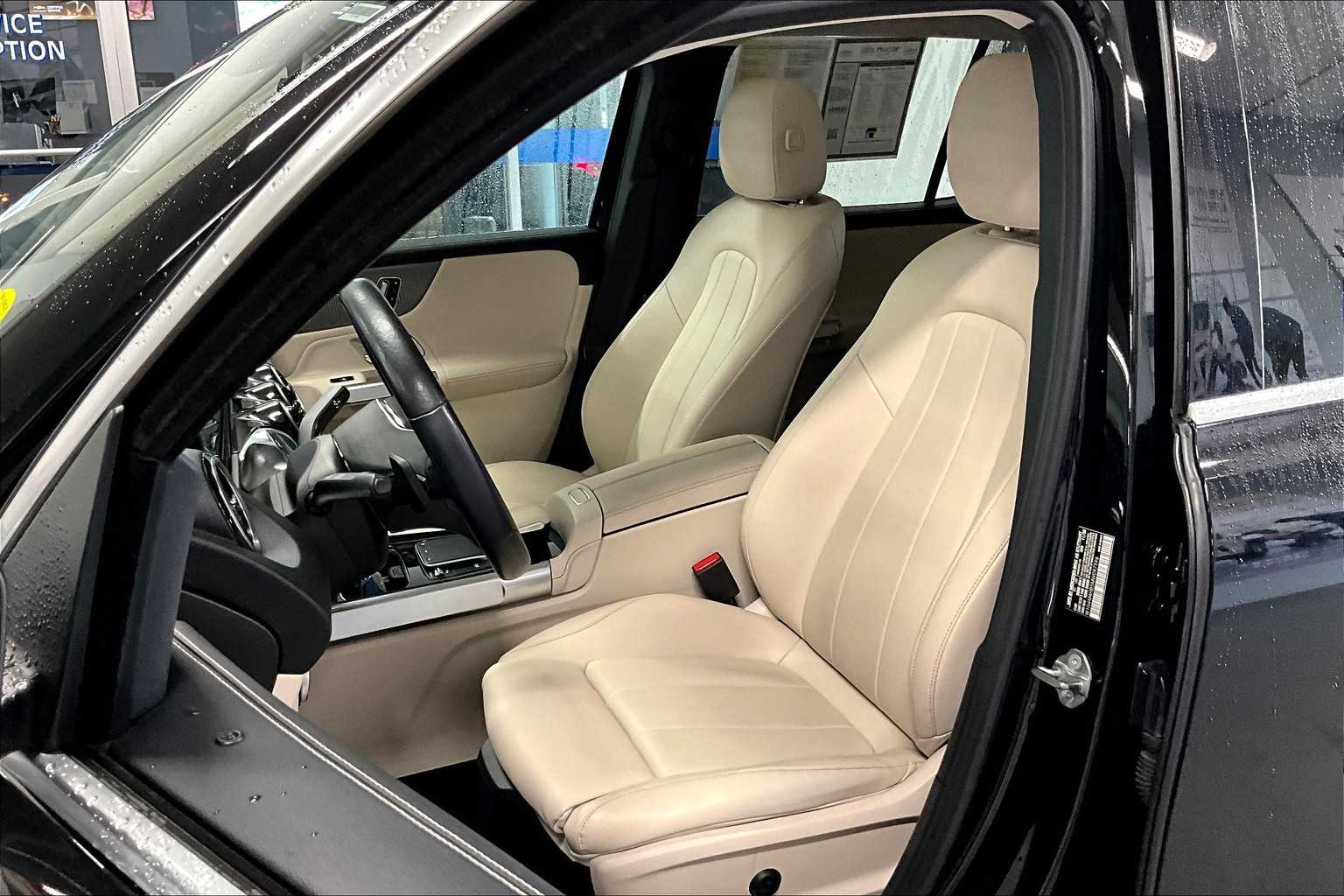 2021 Mercedes-Benz GLB GLB 250 - Photo 10