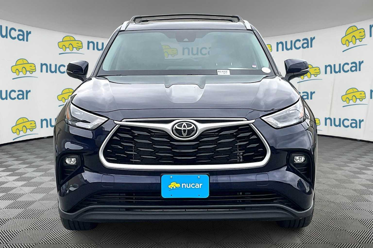 2022 Toyota Highlander XLE - Photo 2