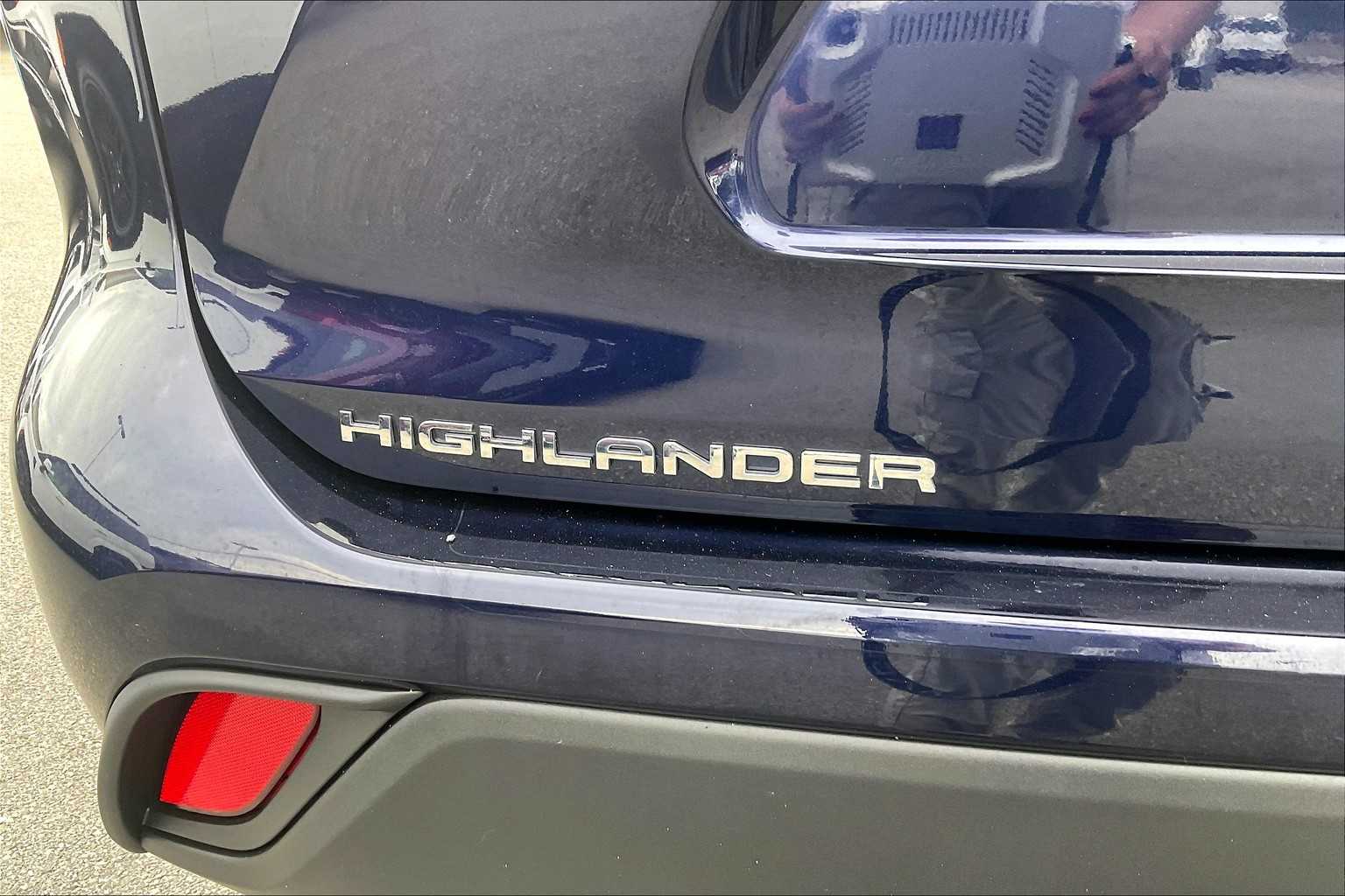 2022 Toyota Highlander XLE - Photo 29