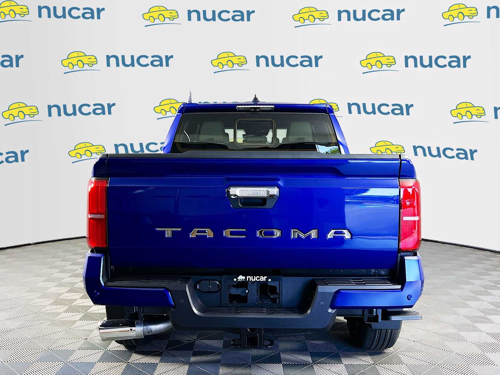 2025 Toyota Tacoma Limited - Photo 5
