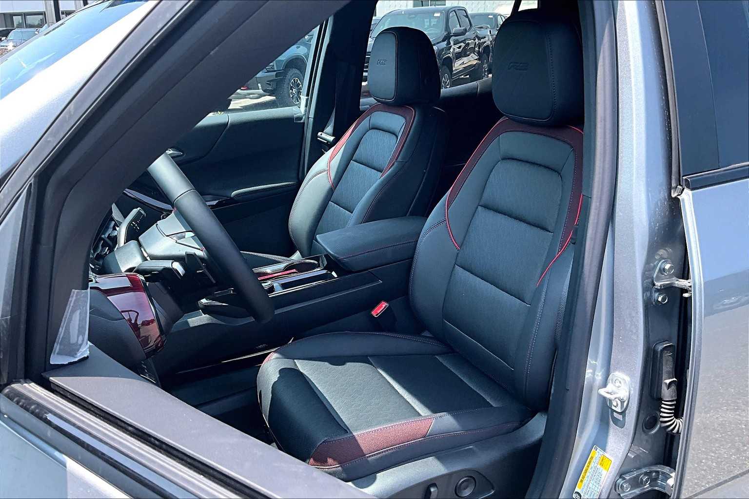 2026 Chevrolet Equinox AWD RS - Photo 11