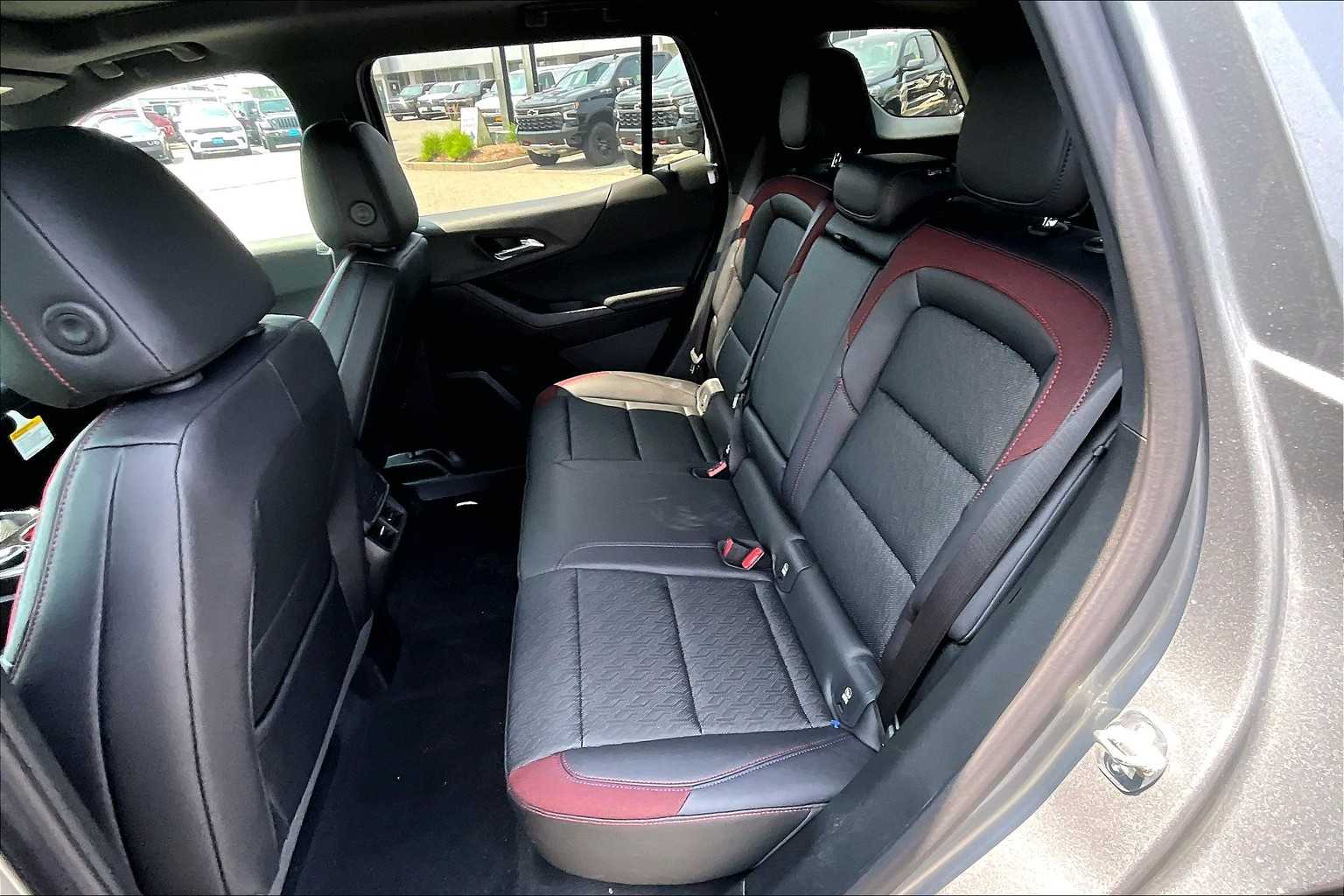 2026 Chevrolet Equinox AWD RS - Photo 15
