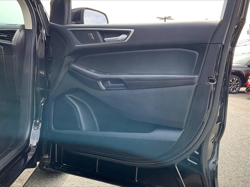 2022 Ford Edge SEL - Photo 11
