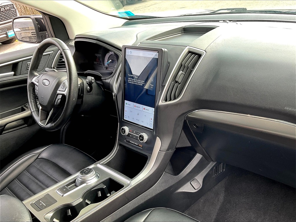 2022 Ford Edge SEL - Photo 13