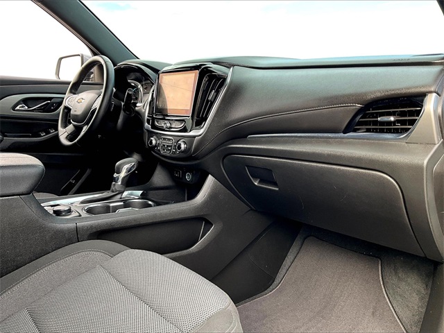 2023 Chevrolet Traverse LT - Photo 13