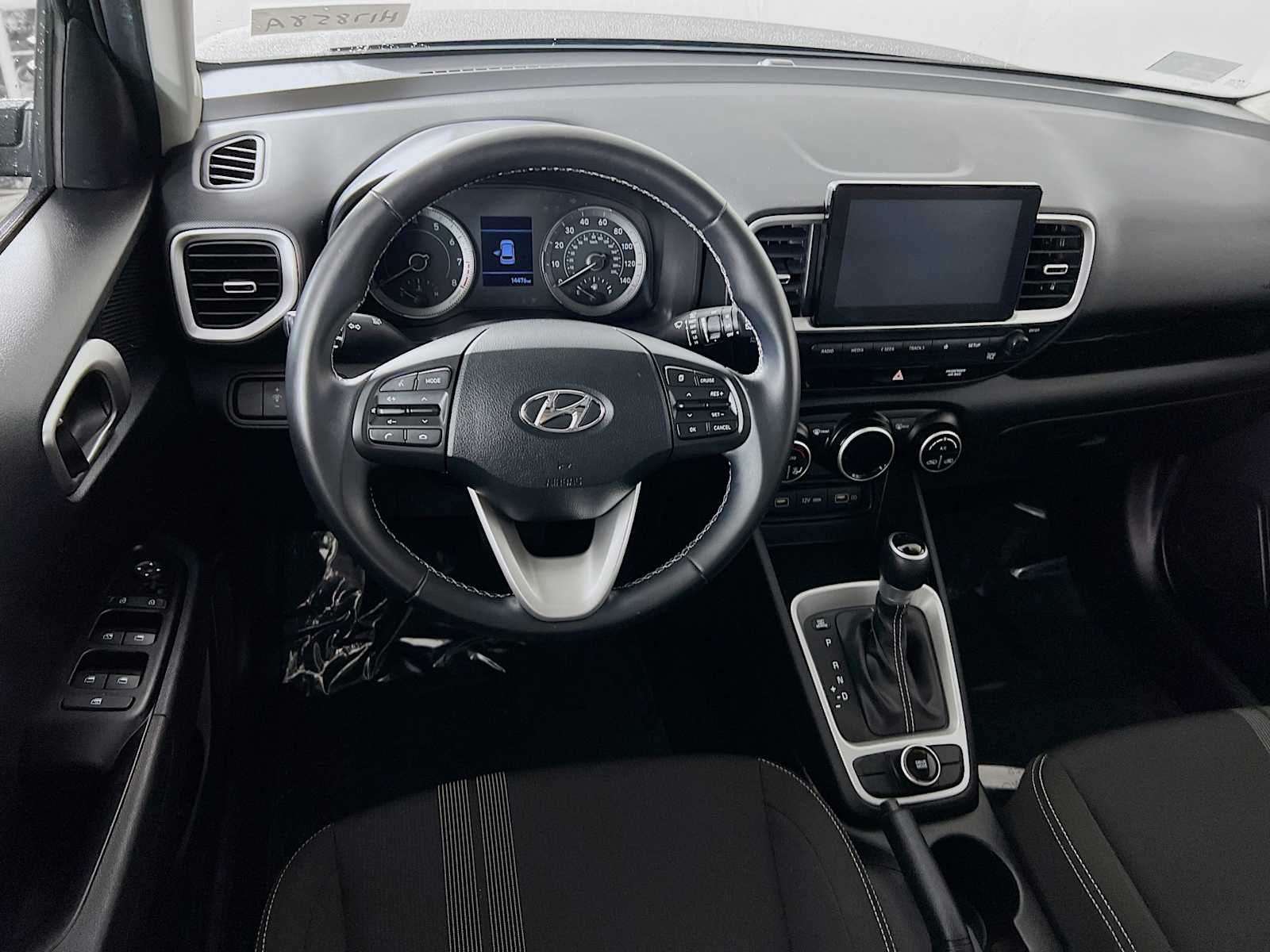 2022 Hyundai Venue SEL - Photo 22