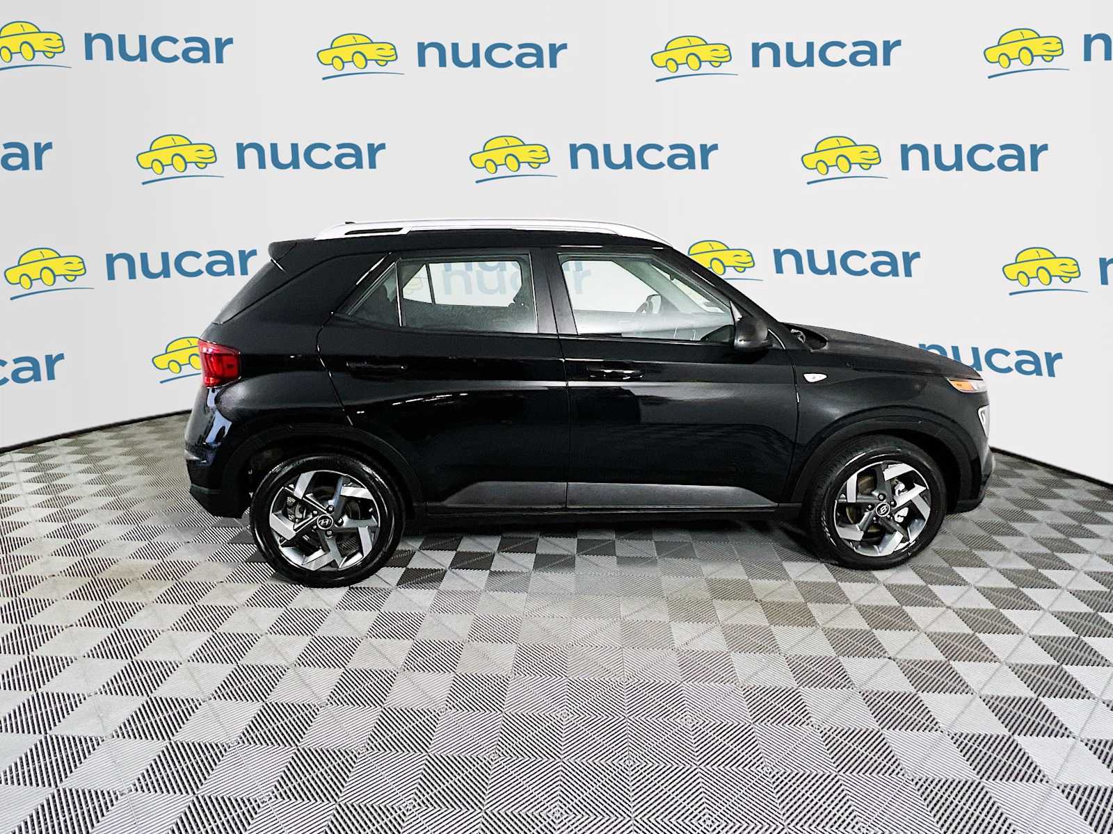 2022 Hyundai Venue SEL - Photo 8