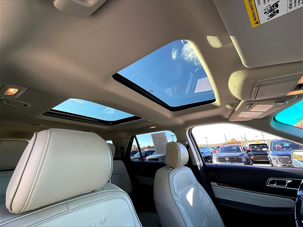 2017 Ford Explorer Platinum - Photo 22