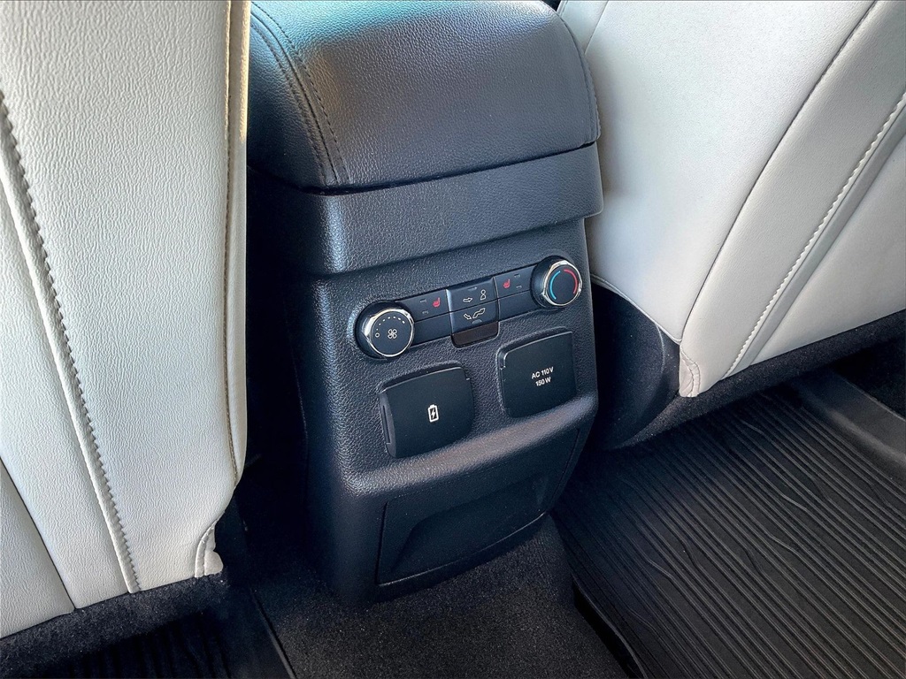 2017 Ford Explorer Platinum - Photo 28