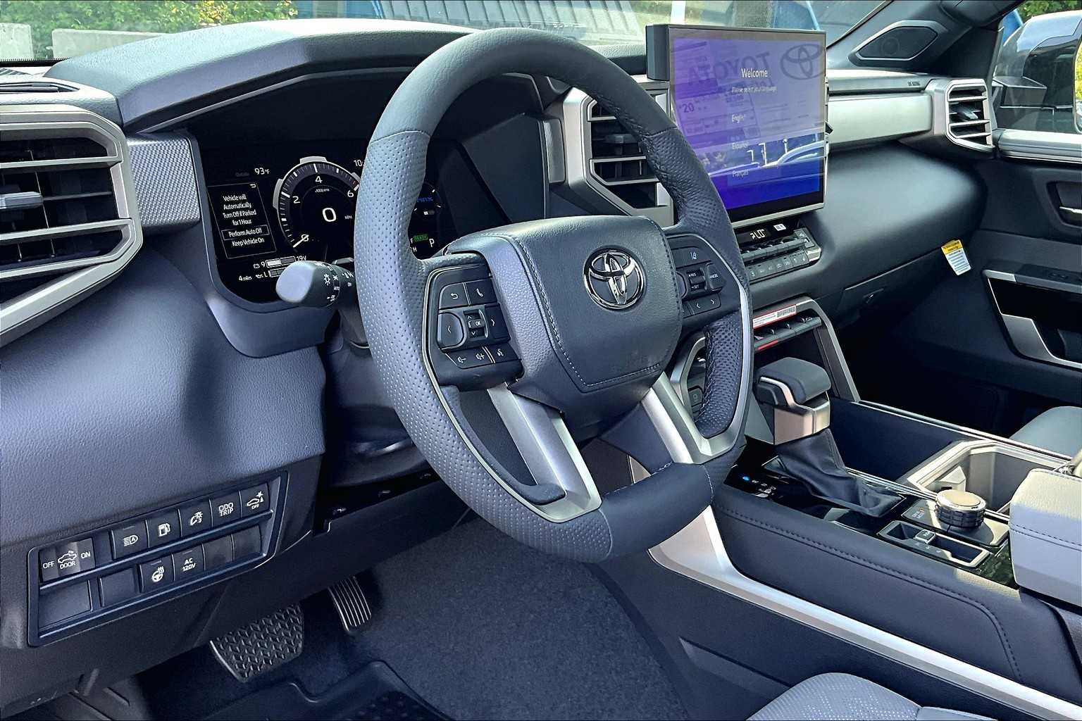 2025 Toyota Tundra Limited Hybrid - Photo 9