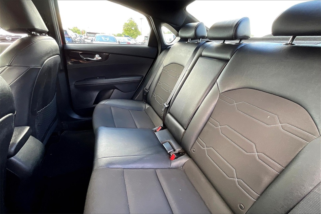 2021 Kia Forte GT-Line - Photo 14