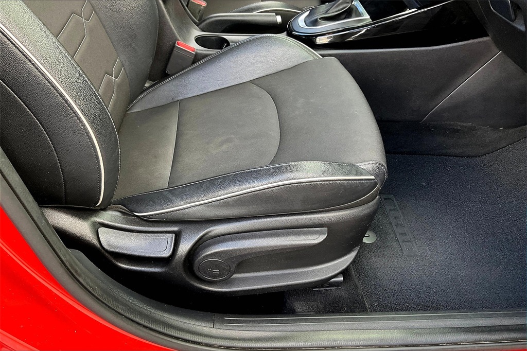 2021 Kia Forte GT-Line - Photo 34