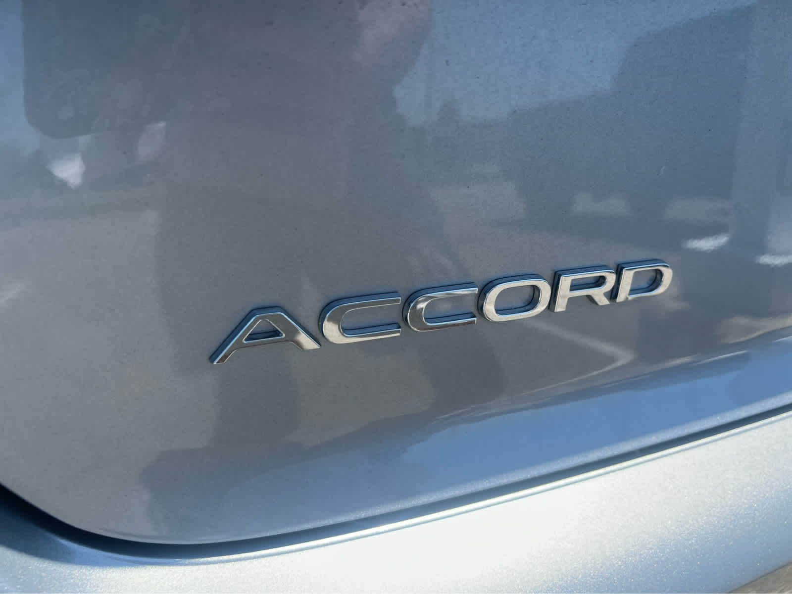 2023 Honda Accord Hybrid EX-L - Photo 11