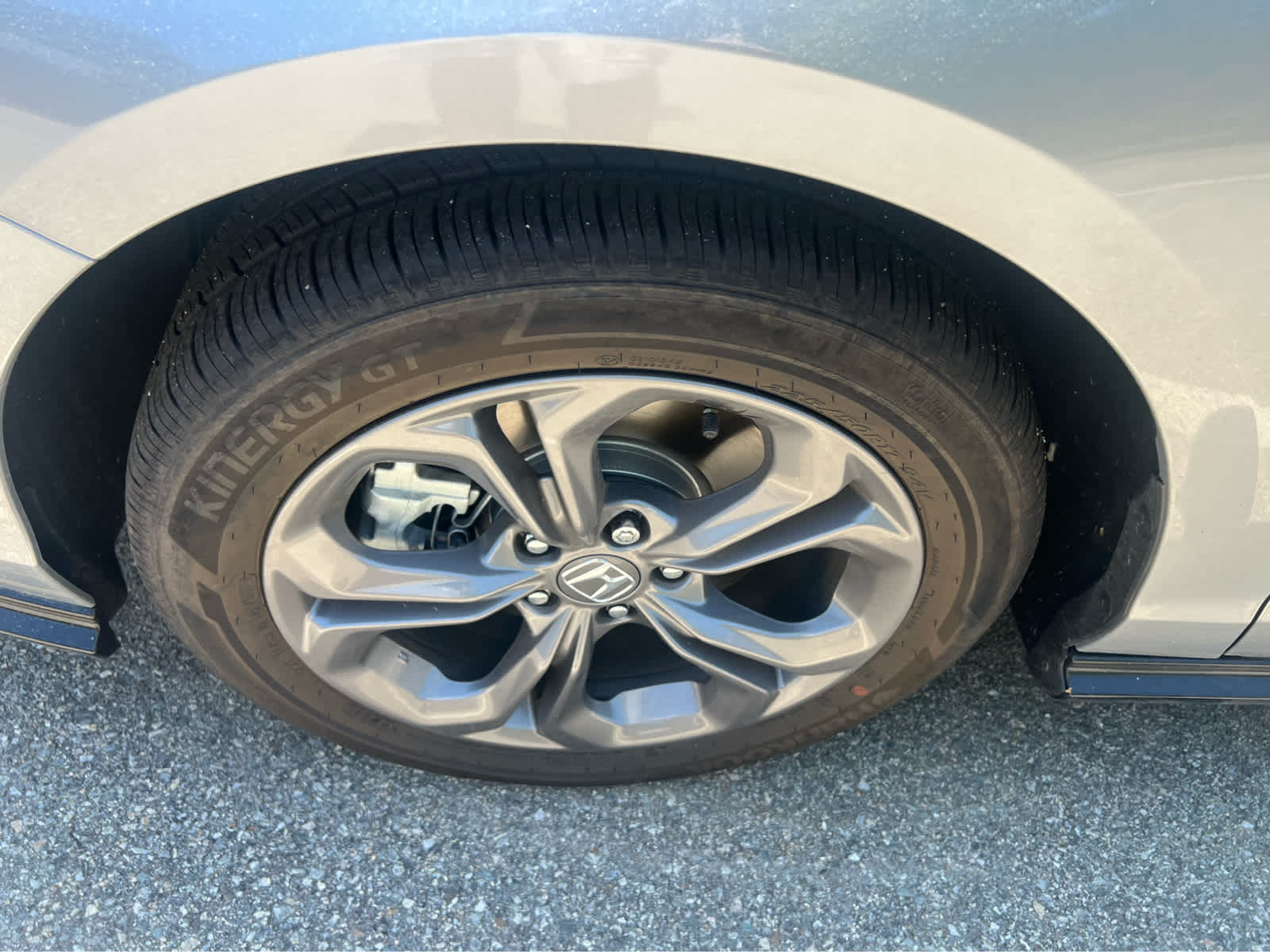 2023 Honda Accord Hybrid EX-L - Photo 12