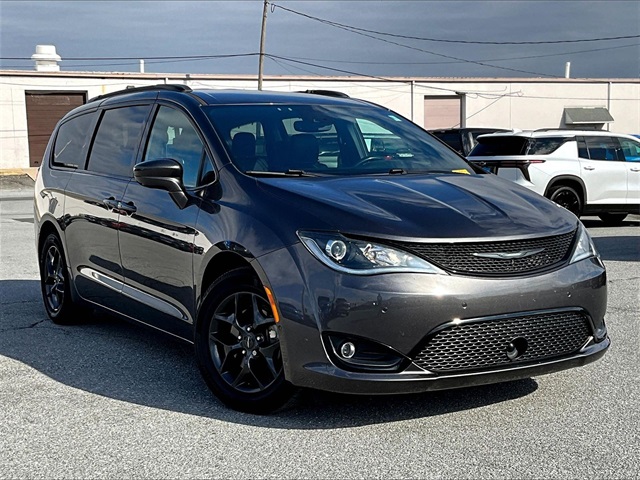 2020 Chrysler Pacifica Touring L Plus - Photo 1