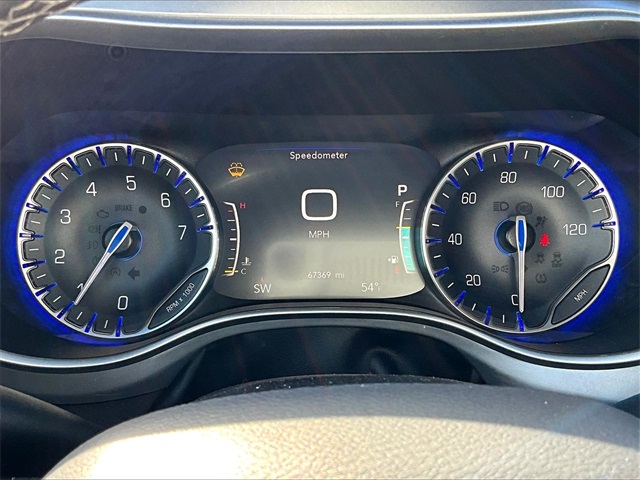 2020 Chrysler Pacifica Touring L Plus - Photo 3