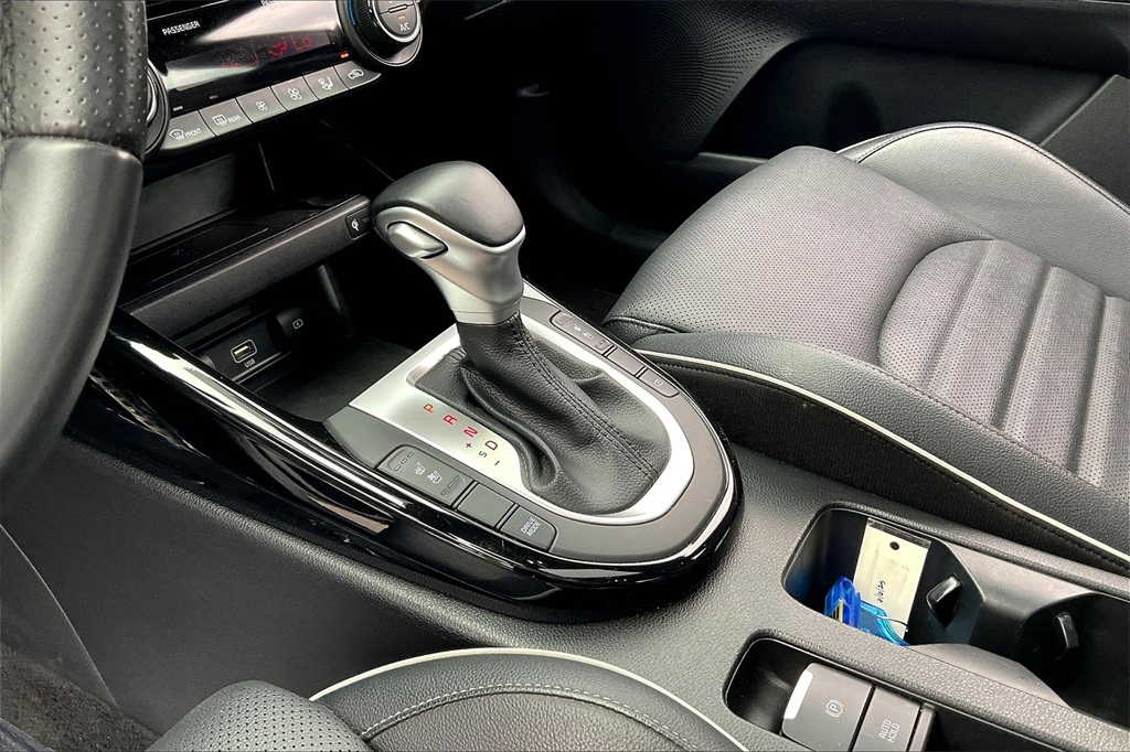 2024 Kia Forte GT-Line - Photo 19