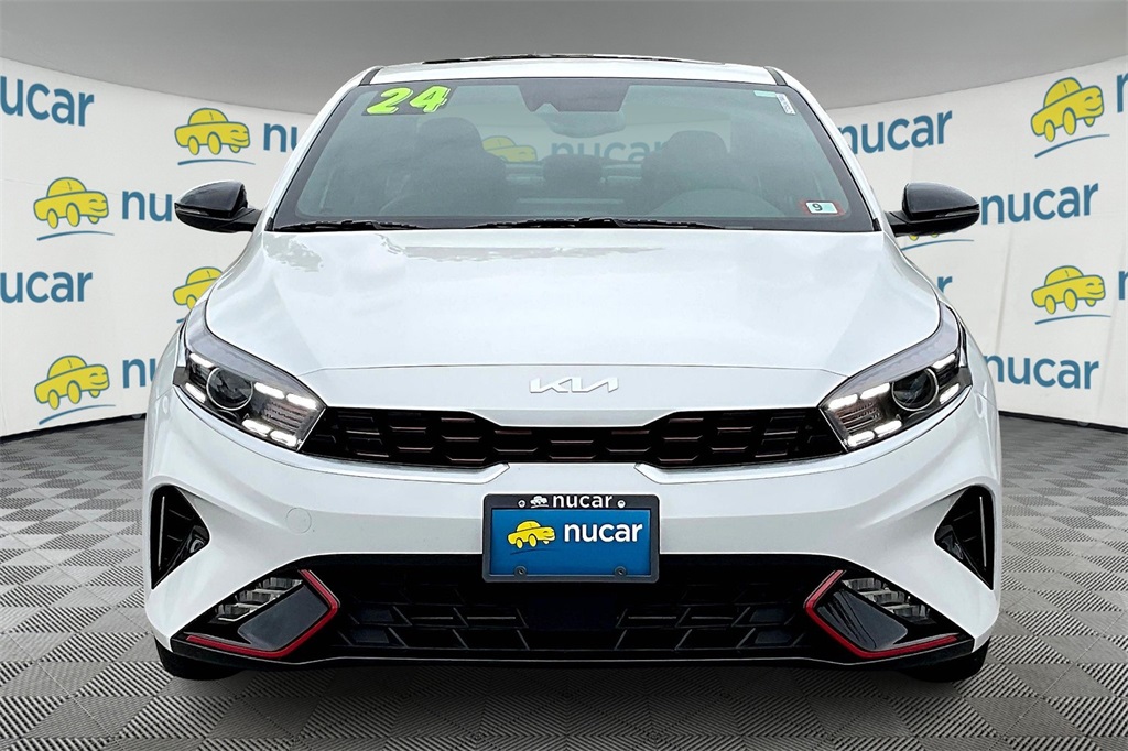 2024 Kia Forte GT-Line - Photo 2