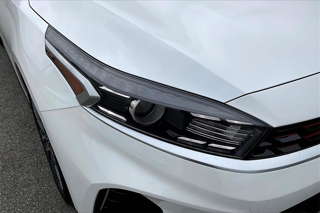 2024 Kia Forte GT-Line - Photo 31