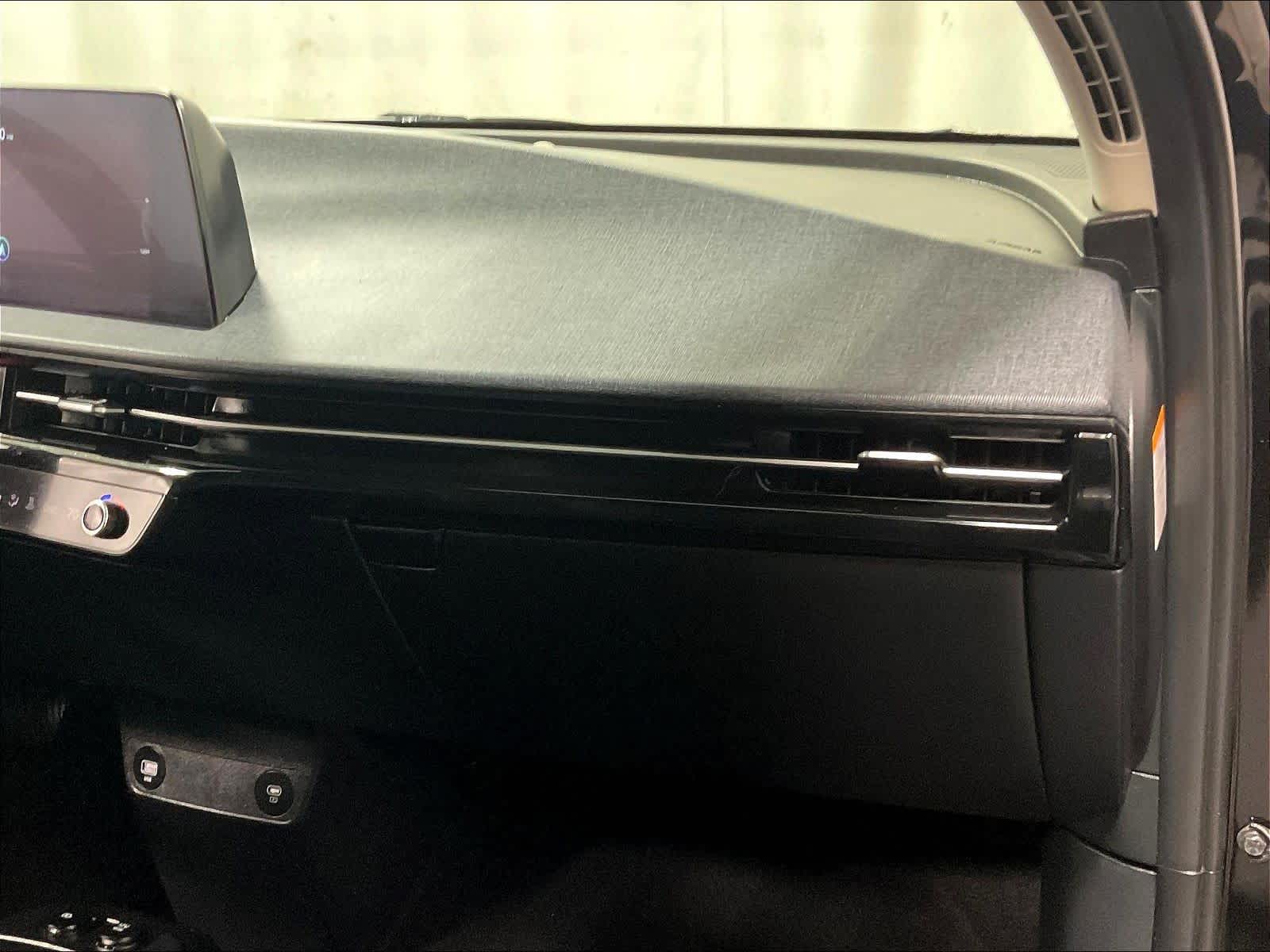 2023 Kia EV6 Wind - Photo 13