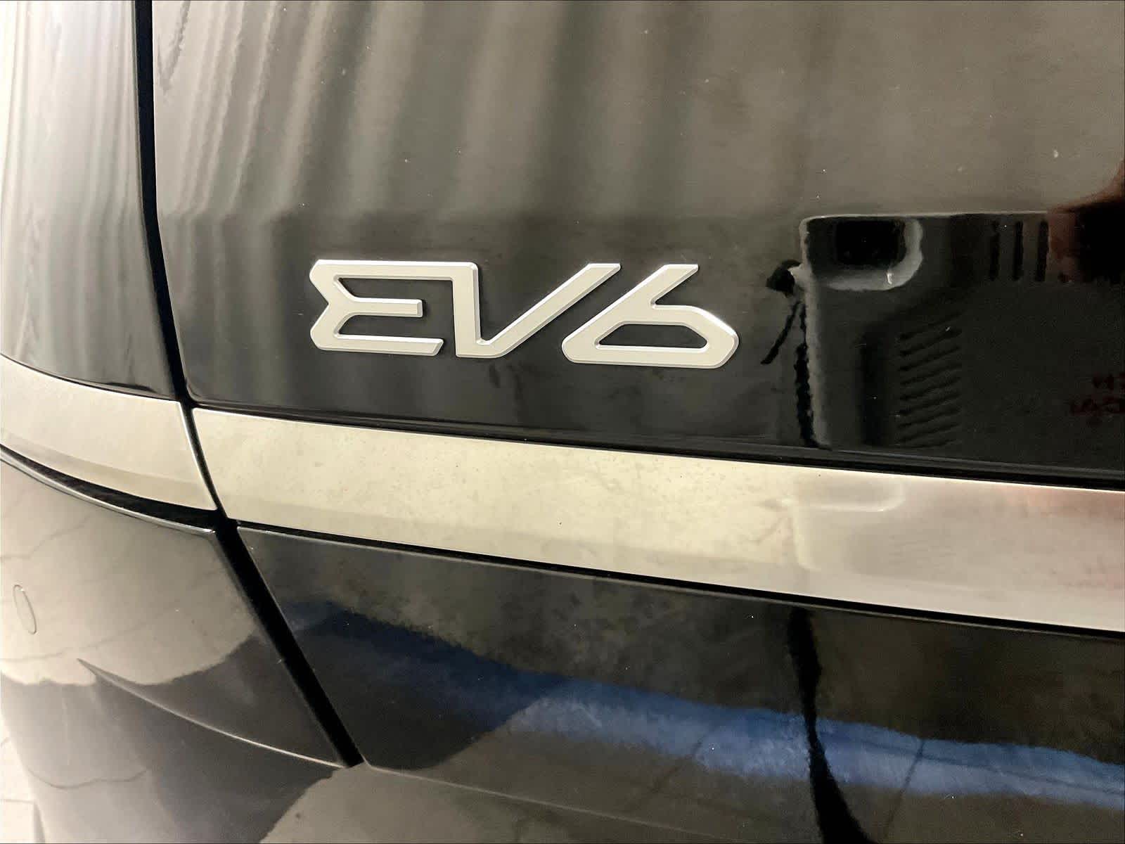 2023 Kia EV6 Wind - Photo 29