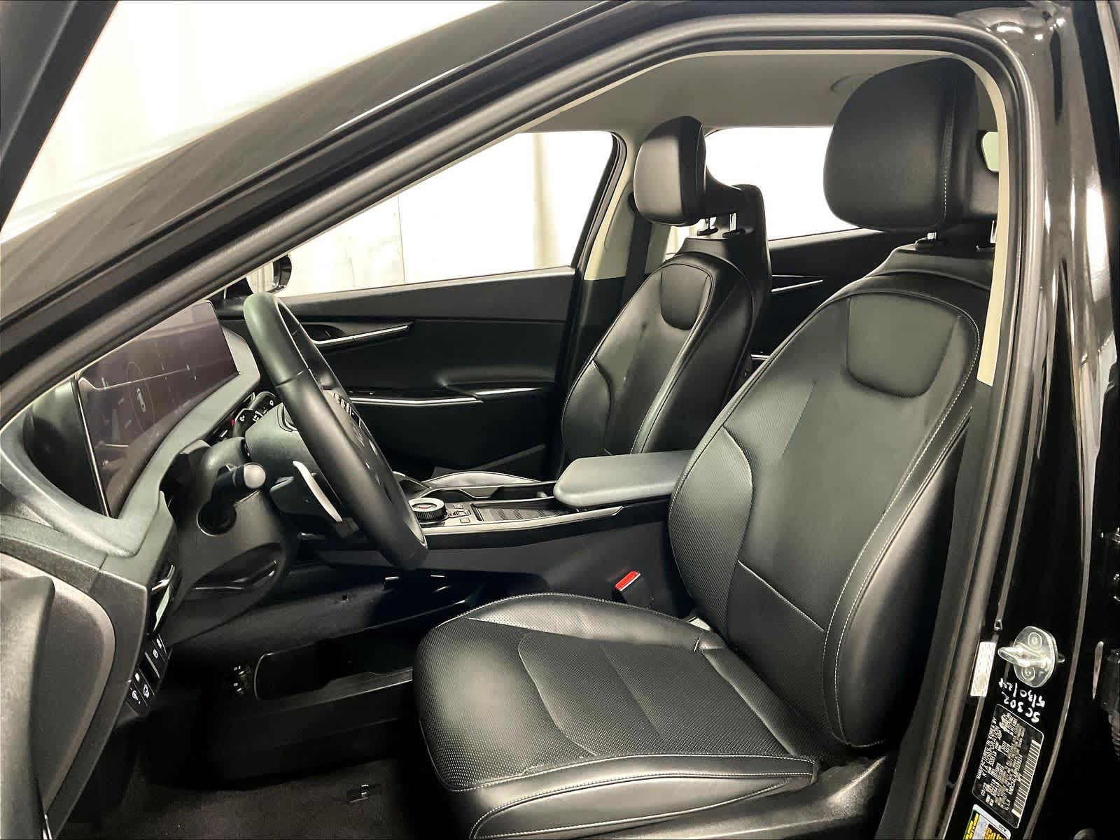 2023 Kia EV6 Wind - Photo 10