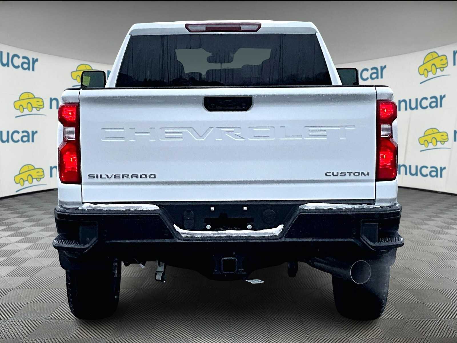 2025 Chevrolet Silverado 2500HD Custom photo 7