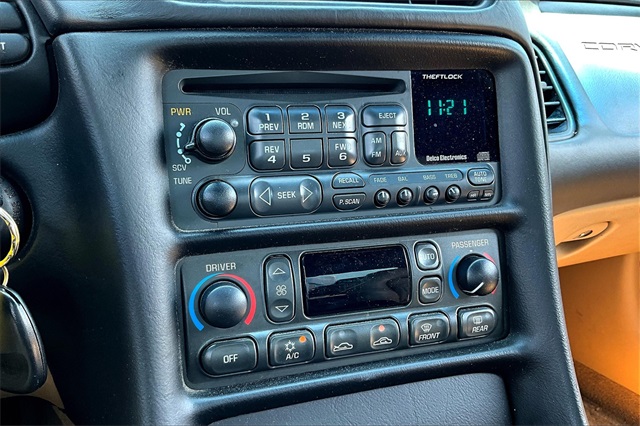 2004 Chevrolet Corvette Base - Photo 16