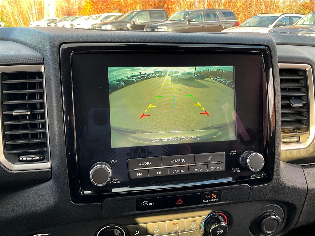 2023 Nissan Frontier SV - Photo 18